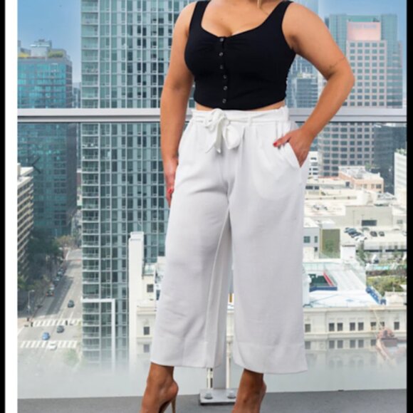NEW Plus Size  elastic waist self tie Wide leg White Capri Pants with 2 Pockets - Picture 3 of 7